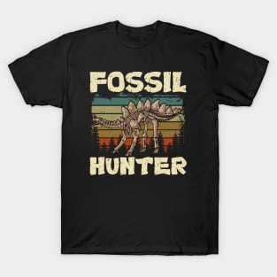 Cute & Funny Fossil Hunter Paleontology Dinosaur T-Shirt